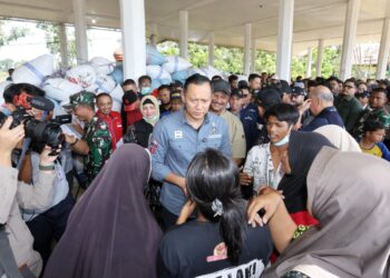 Tinjau Langsung Aceh Tamiang, Menko AHY Petakan Kerusakan Infrastruktur dan Salurkan Bantuan