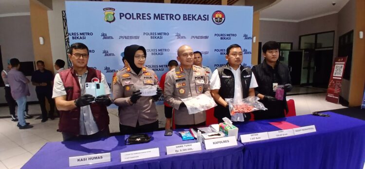 Polres Metro Bekasi Bongkar Jaringan Narkoba 1.557 Butir Ekstasi Dan 124 Gram Sabu Disita