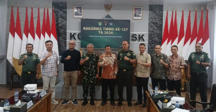 Dandim 0607/Kota Sukabumi Hadiri Vidcon Rakornis TMMD ke-127 TA 2026 di Makorem 061