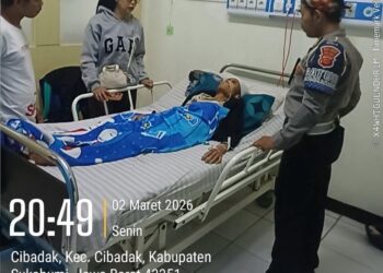 Relawan Sehati Sejahtera Menolong Warga Miskin Desa Sukamaju Karena Diabaikan  Pemerintah Desa