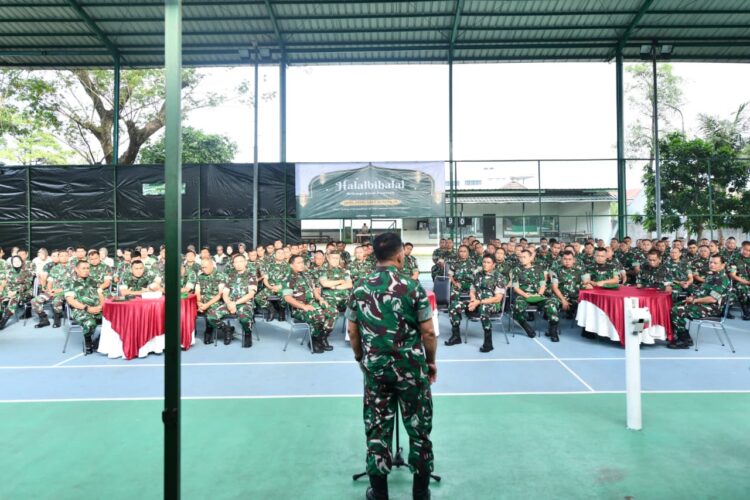 Pusterad Gelar Apel Khusus dan Halal Bihalal, Seluruh Personel Kembali Aman Usai Libur Idul Fitri