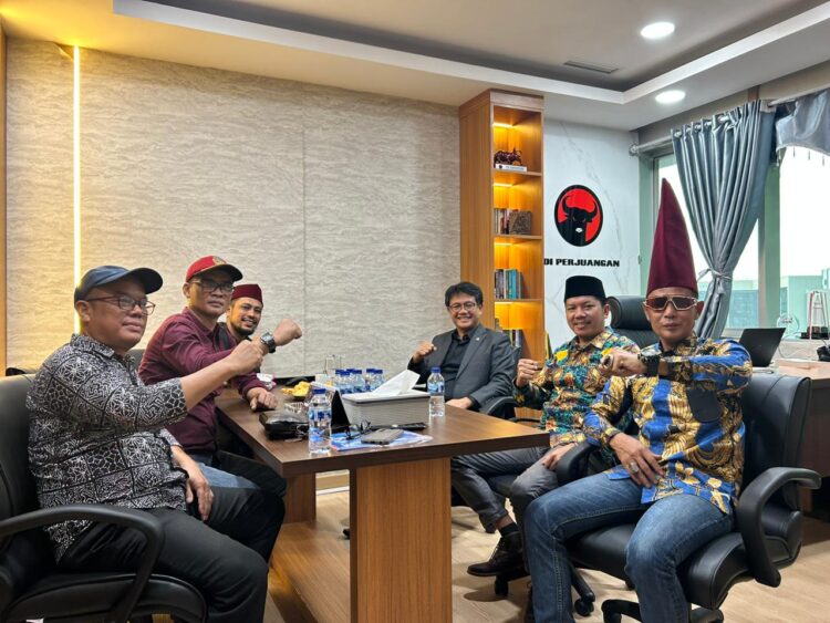 Kades se-Cilangkahan Datangi DPR, Desak Percepatan Pemekaran Wilayah