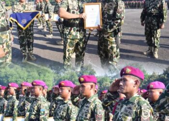 Sita Senjata Hingga Rebut 4 Markas OPM, Belasan Prajurit Marinir Naik Pangkat.