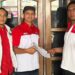 Walikota LSM LIRA Kota Batu, Di Dampingi Sekda,  Serahkan Surat Mandat Plt. Camat LSM LIRA Kecamatan Batu.